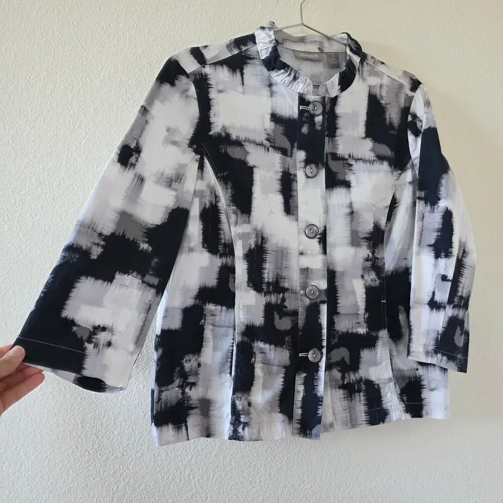 Chicos Abstract Print Button Front Jacket Womens Size 1 Black Gray 3 4 Sleeve - Picture 4 of 12